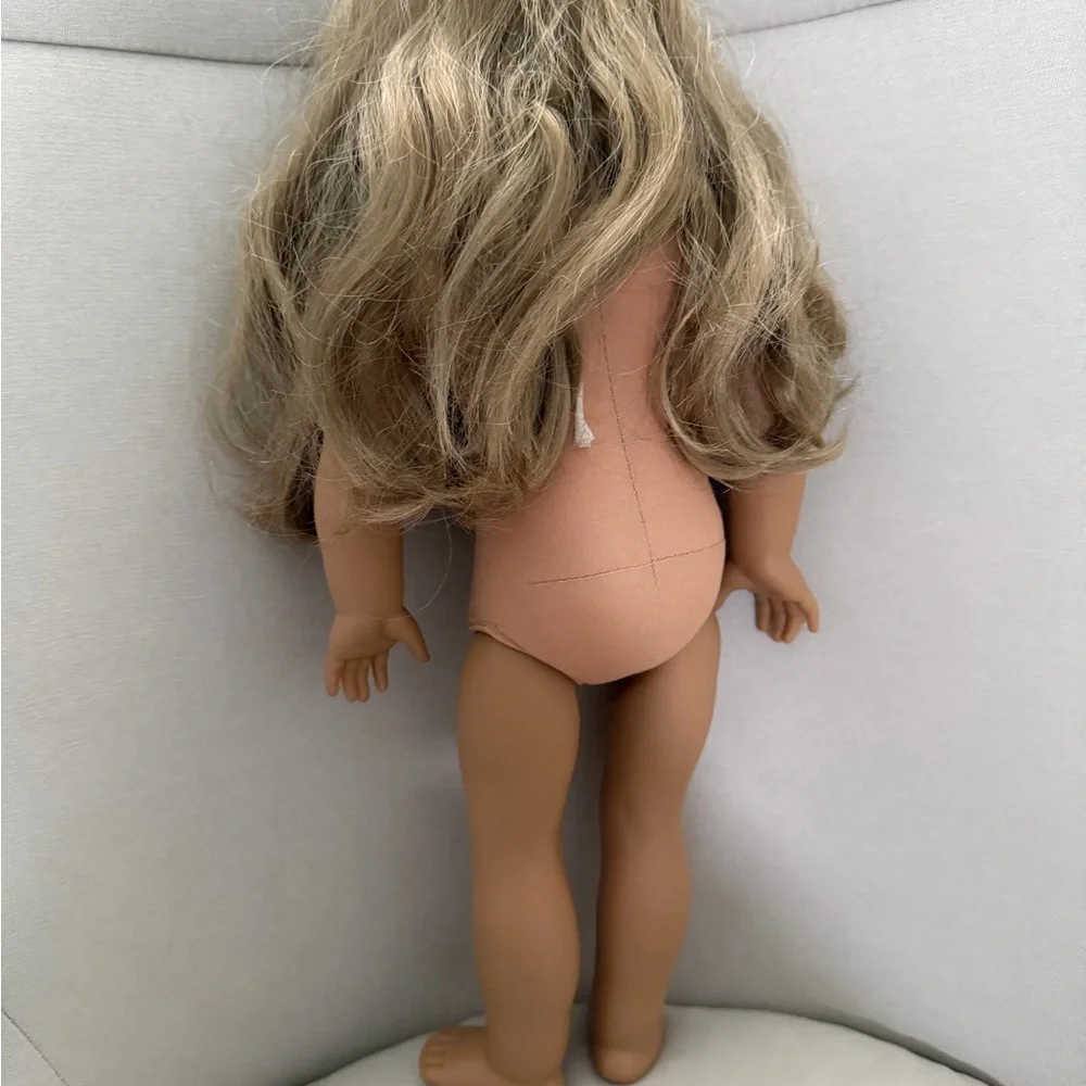 American Girl Doll with Red Jacket and Blue Jeans Truly me retired #24 - Picture 14 of 16